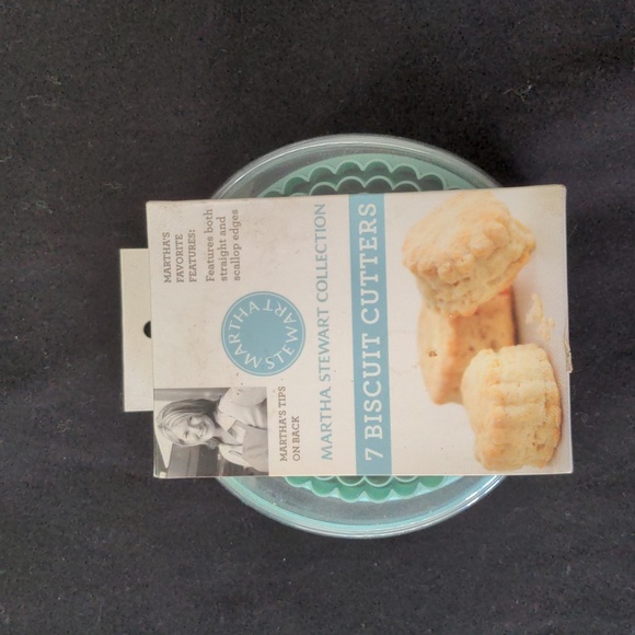 Martha Stewart Kitchen Martha Stewart Collection 7 Biscuit Cutters